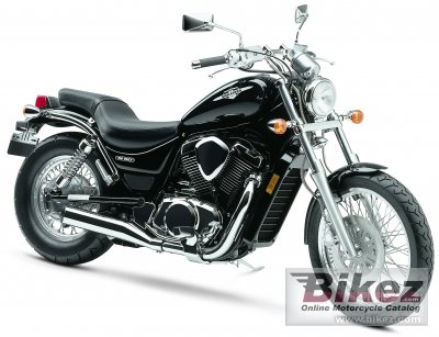 2005 suzuki boulevard s50 photo